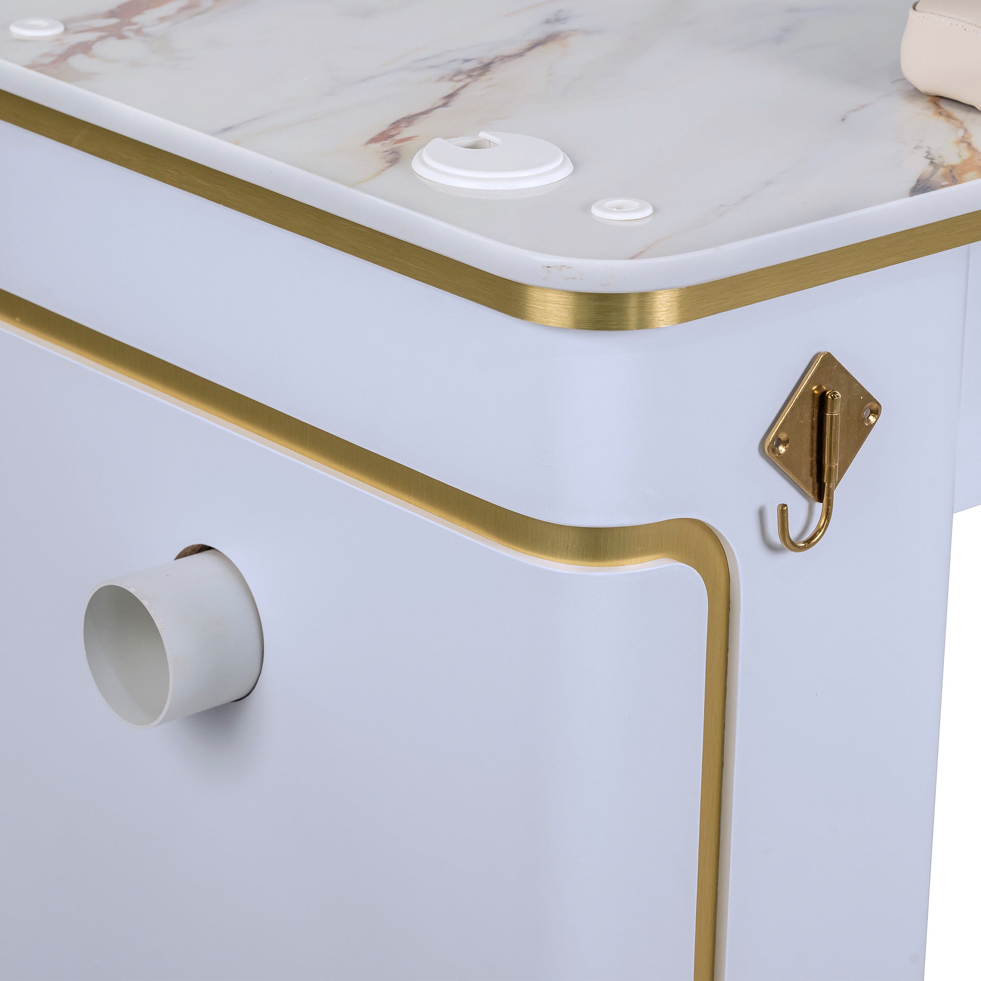 SP Nail Table w/Pipe 39"3/4