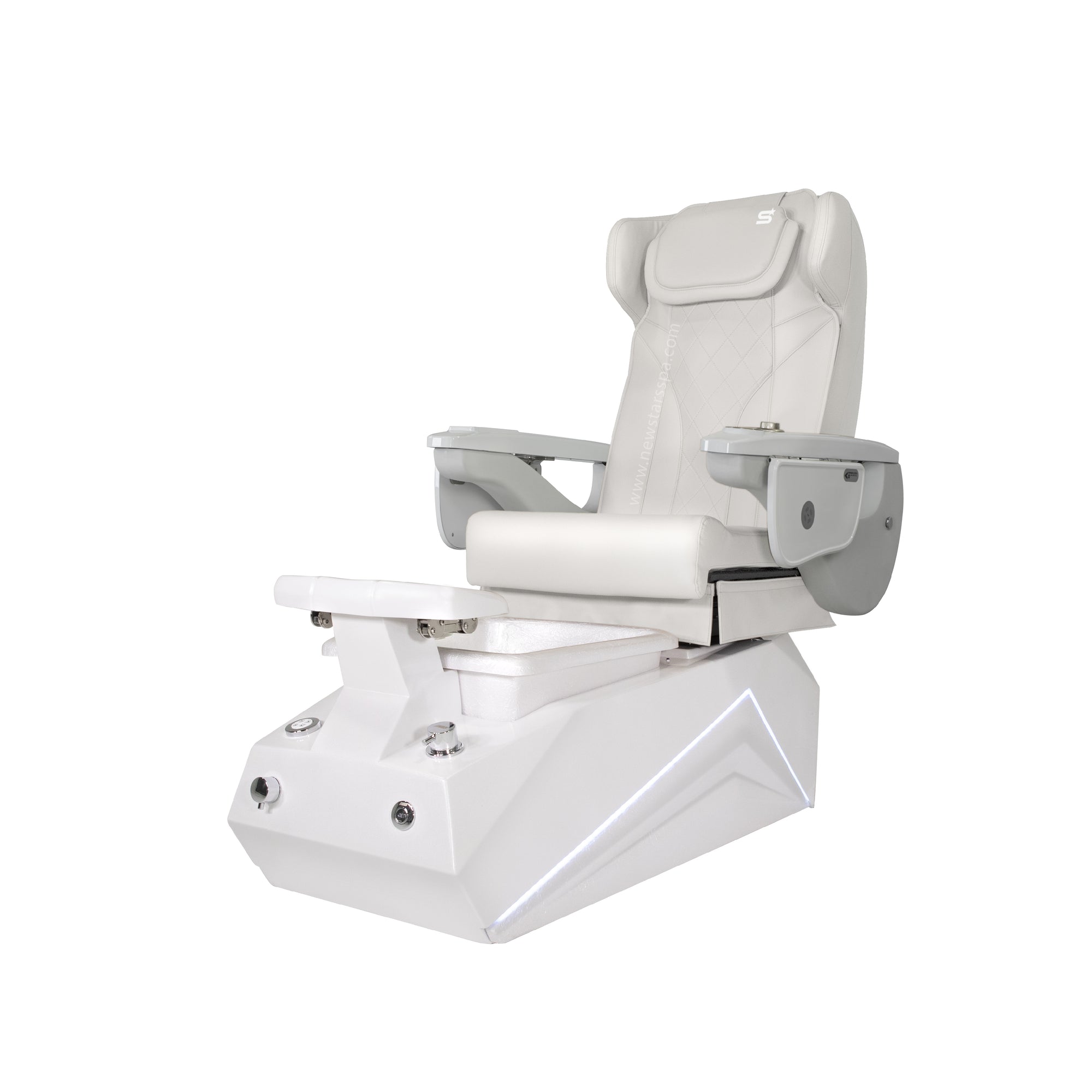Remi - Off White Tub - New Star Spa & Furniture Corp.