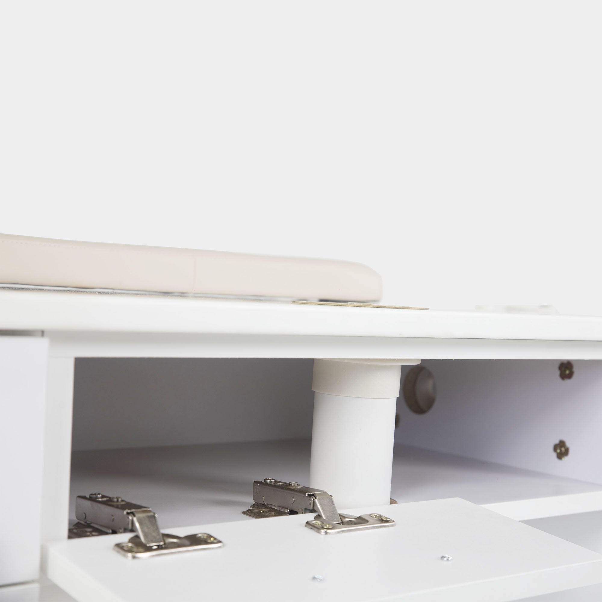 VK Nail Table w/Pipe 43" (White Color) - New Star Salon Furniture